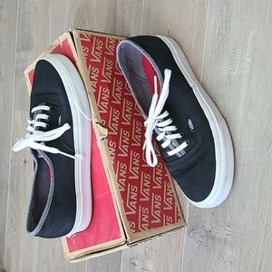 Size8 Vans